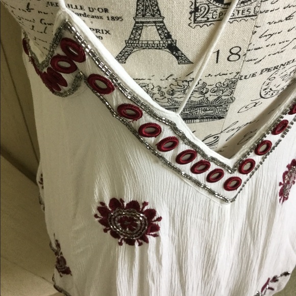 ❤️Free People Embellished Tunic❤️ - Picture 7 of 8